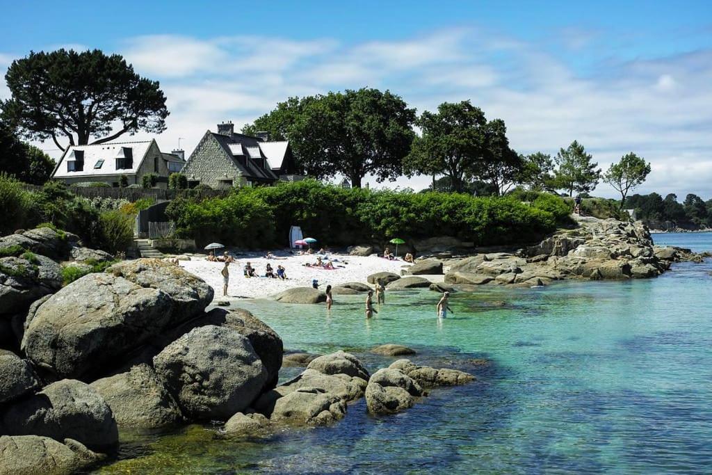 Face A La Mer Fouesnant Luaran gambar